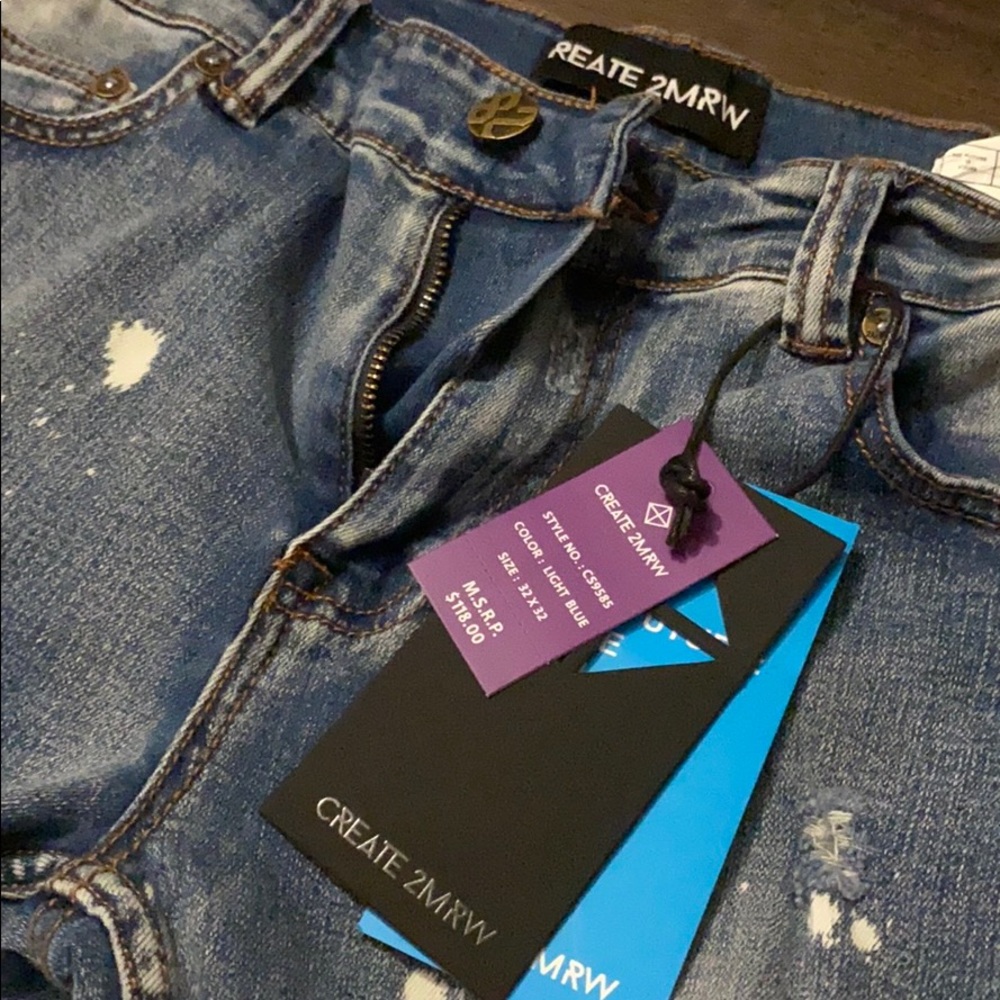 Create 2MRW Distressed Jeans - Picture 2 of 4